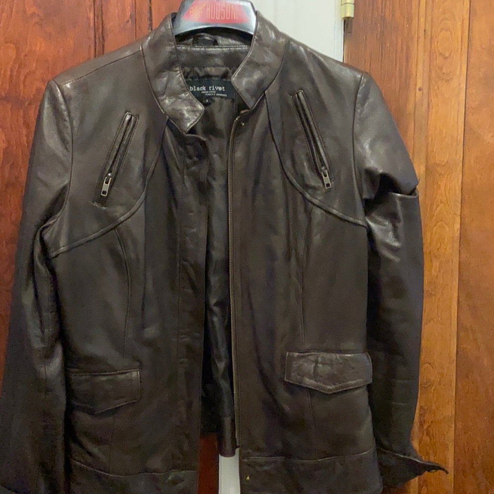 Black Rivet brown leather mock collar brown large
